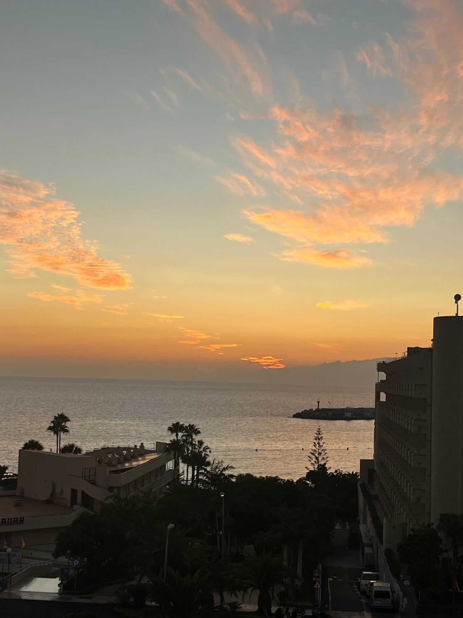 Sea View Penthouse With Large Terrace Apartment Лос Кристианос Екстериор снимка